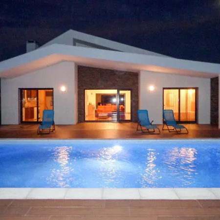 Holiday home Do Pinheiros - Obi105 By Interhome *