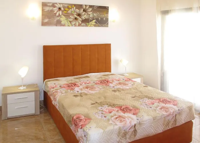 Do Pinheiros By Interhome Hébergement de vacances *